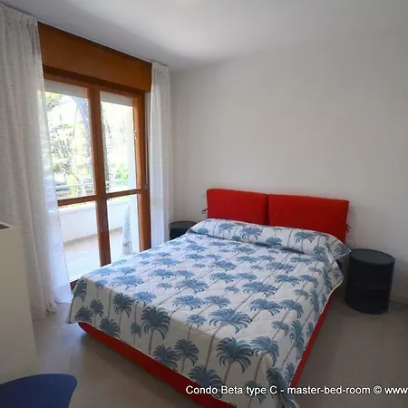 Apartment Lignano Riviera With Nice Furniture